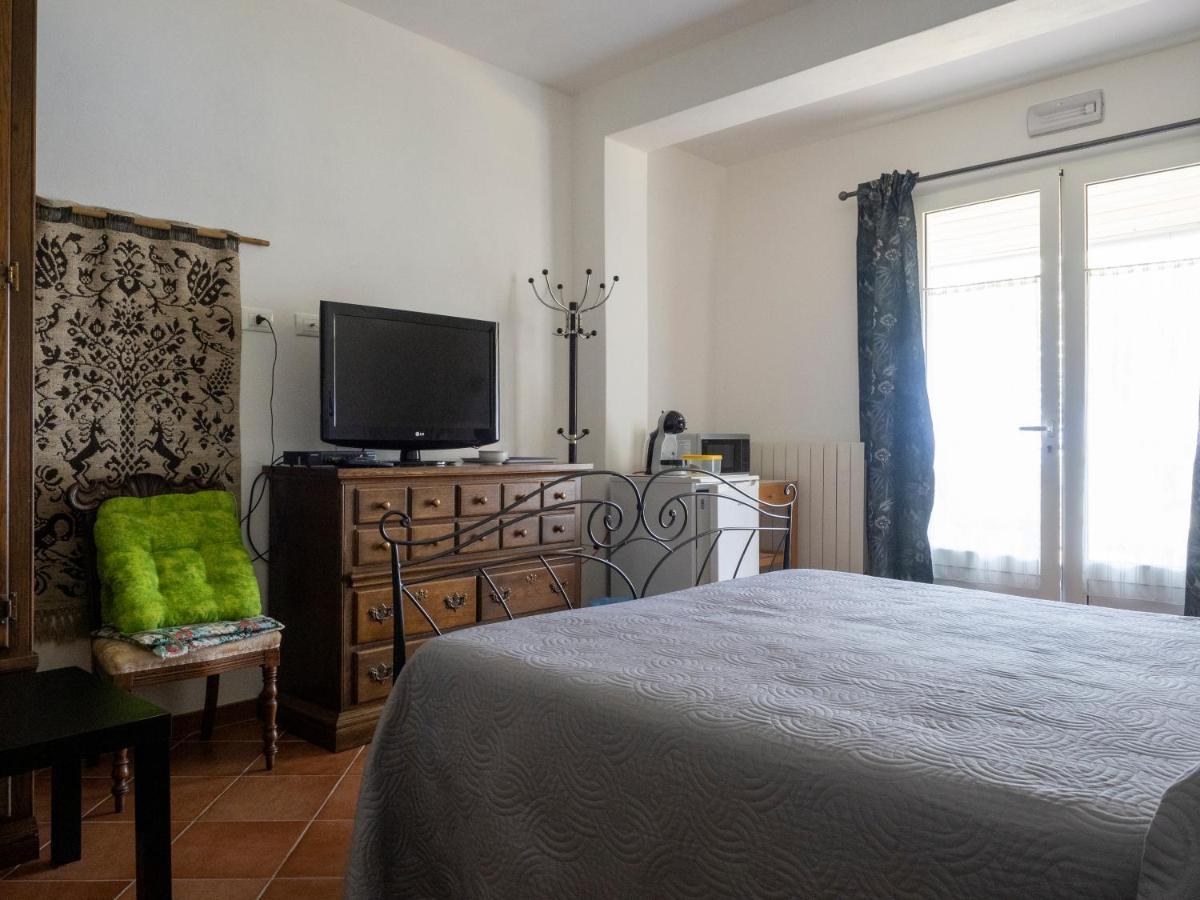 Tra Gli Ulivi Pietra Ligure Exterior foto