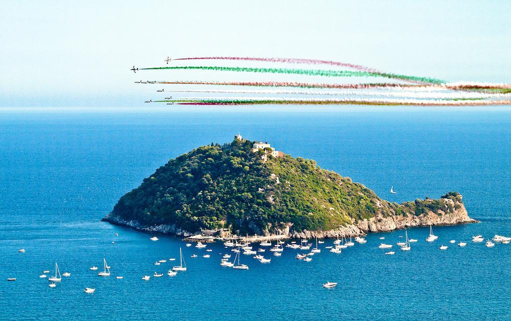 Tra Gli Ulivi Pietra Ligure Exterior foto