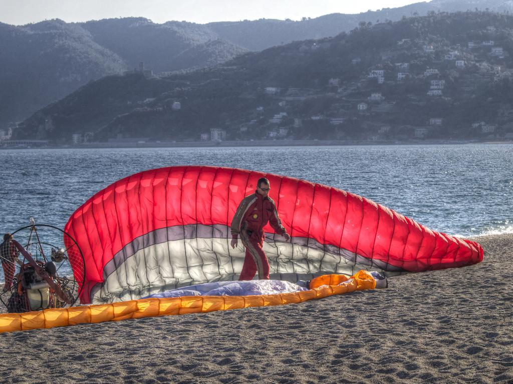 Tra Gli Ulivi Pietra Ligure Exterior foto